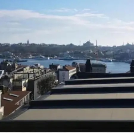 Apartment Big Historical Flat In Galata Istanbul
