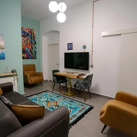 Big Historical Flat In Galata Apartment Istanbul