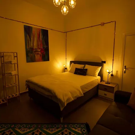 Apartment Big Historical Flat In Galata Istanbul