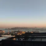 Big Historical Flat In Galata Appartamento Provincia di Istanbul